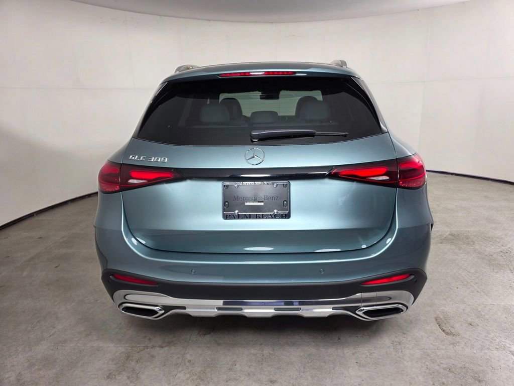 New 2026 Mercedes-Benz GLC 300 image 5