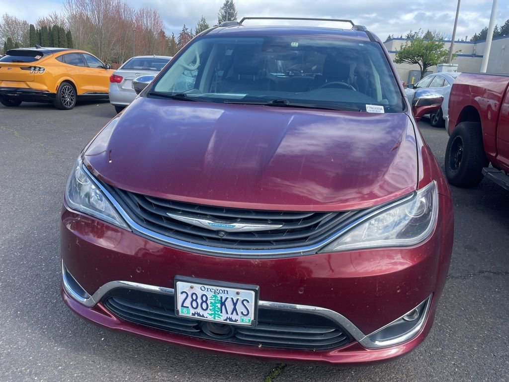 Used 2018 Chrysler Pacifica Limited w/ Advanced Safetytec Group image 2