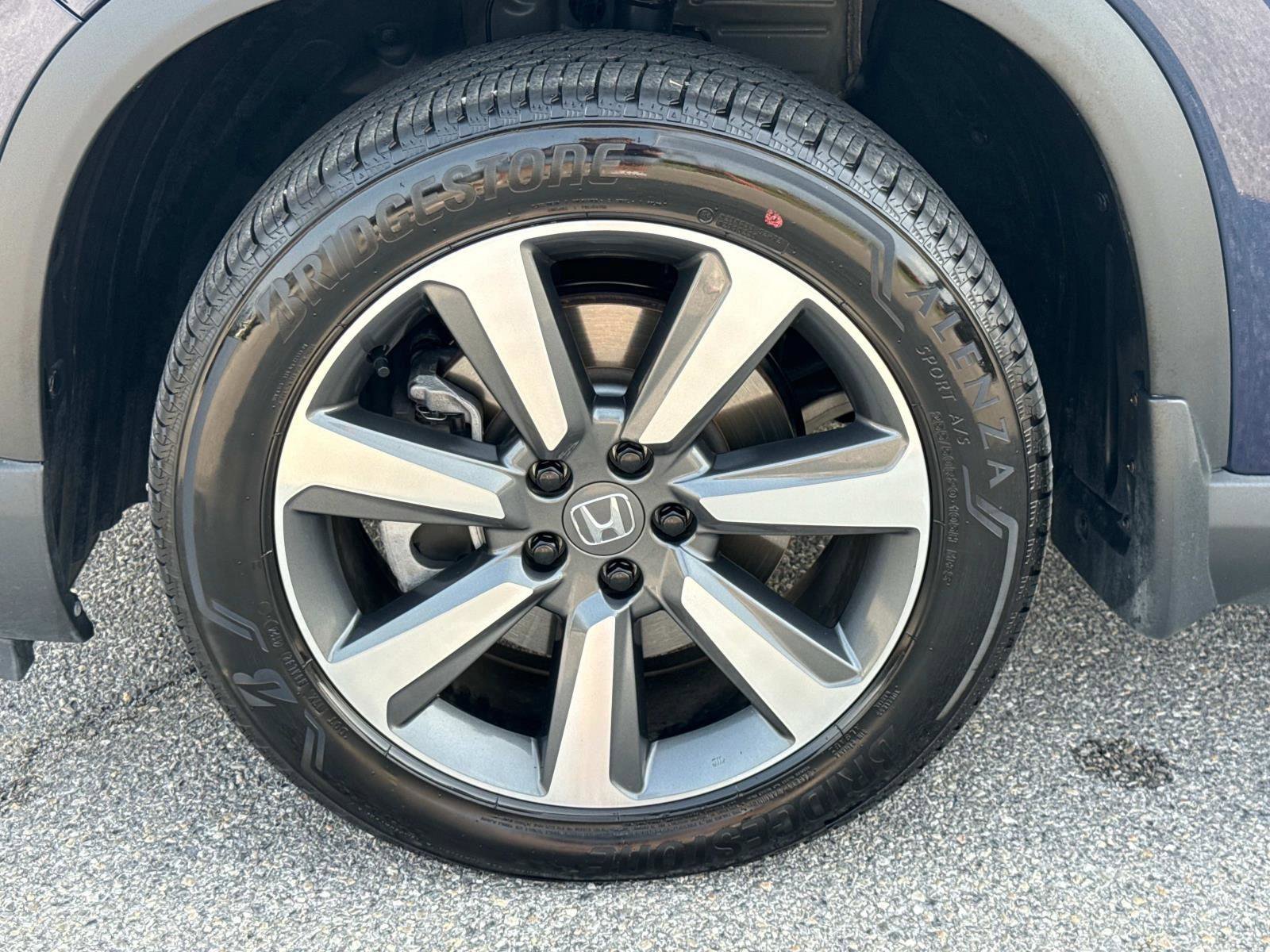 Used 2025 Honda Pilot Elite image 29