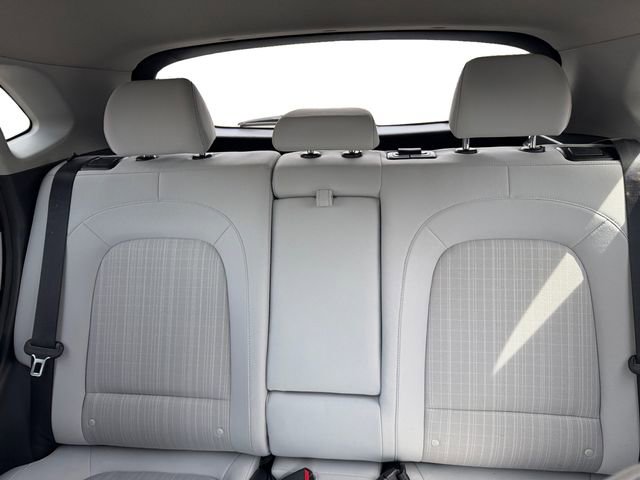 Used 2022 Hyundai Kona SEL AWD/4WD image 16