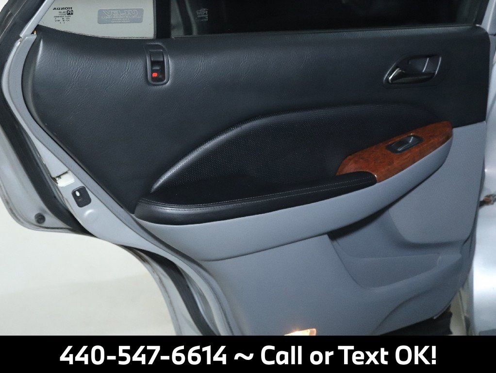 Used 2005 Acura MDX Touring image 26