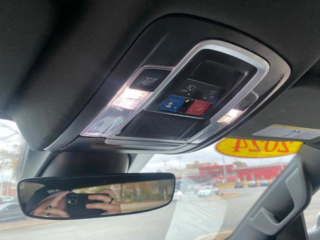 Used 2024 RAM 1500 Laramie image 25