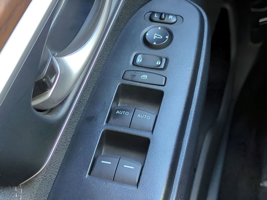 Used 2022 Honda CR-V EX image 25