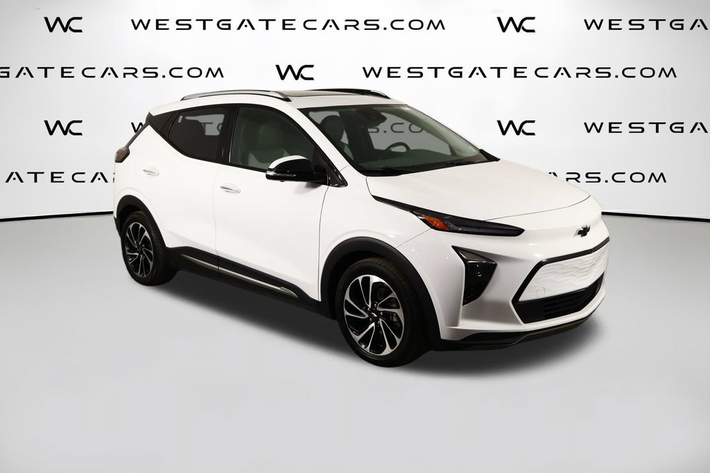 Used 2022 Chevrolet Bolt EUV Premier w/ Sun & Sound Package FWD image 49