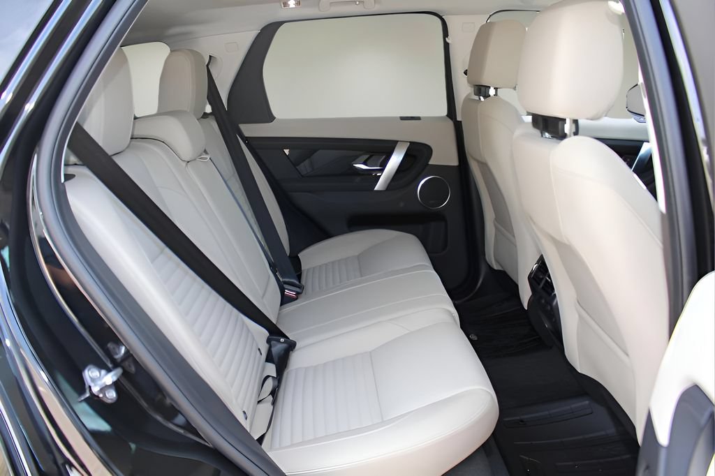 New 2025 Land Rover Discovery Sport S AWD/4WD image 17