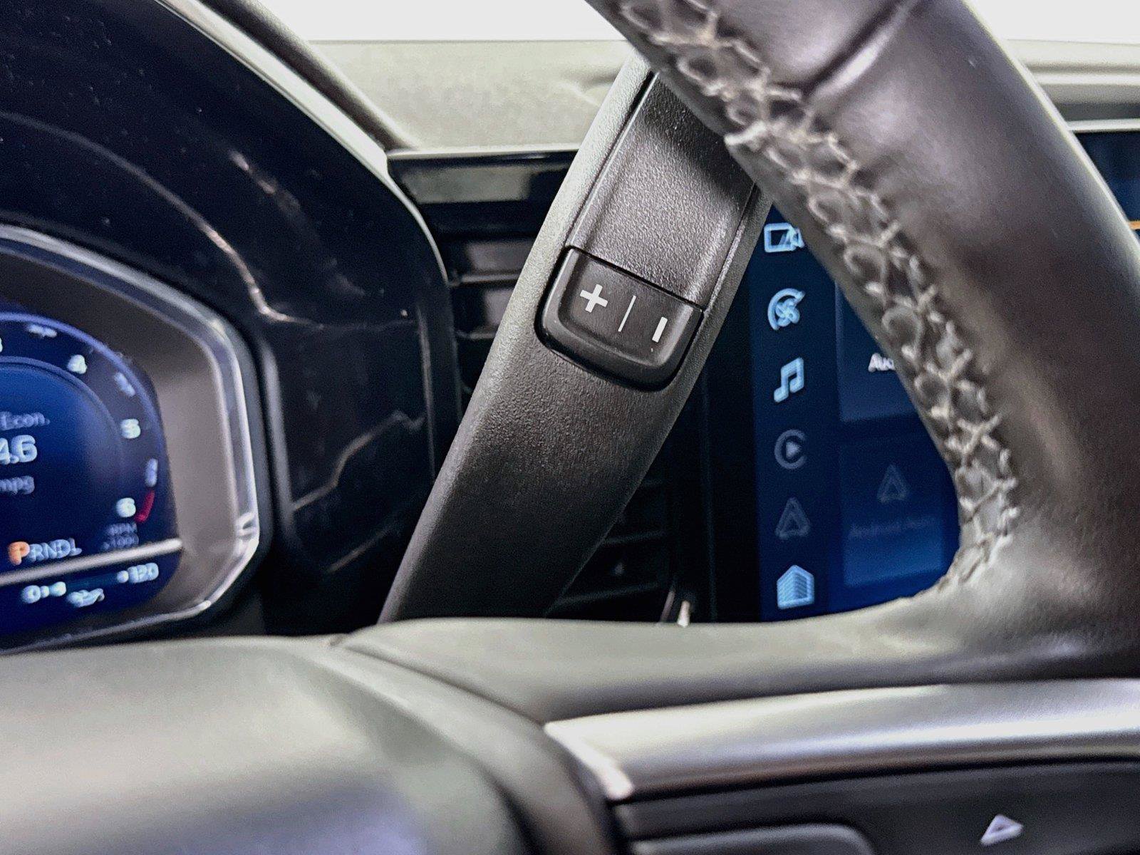 Used 2023 Chevrolet Silverado 1500 LT AWD/4WD image 18