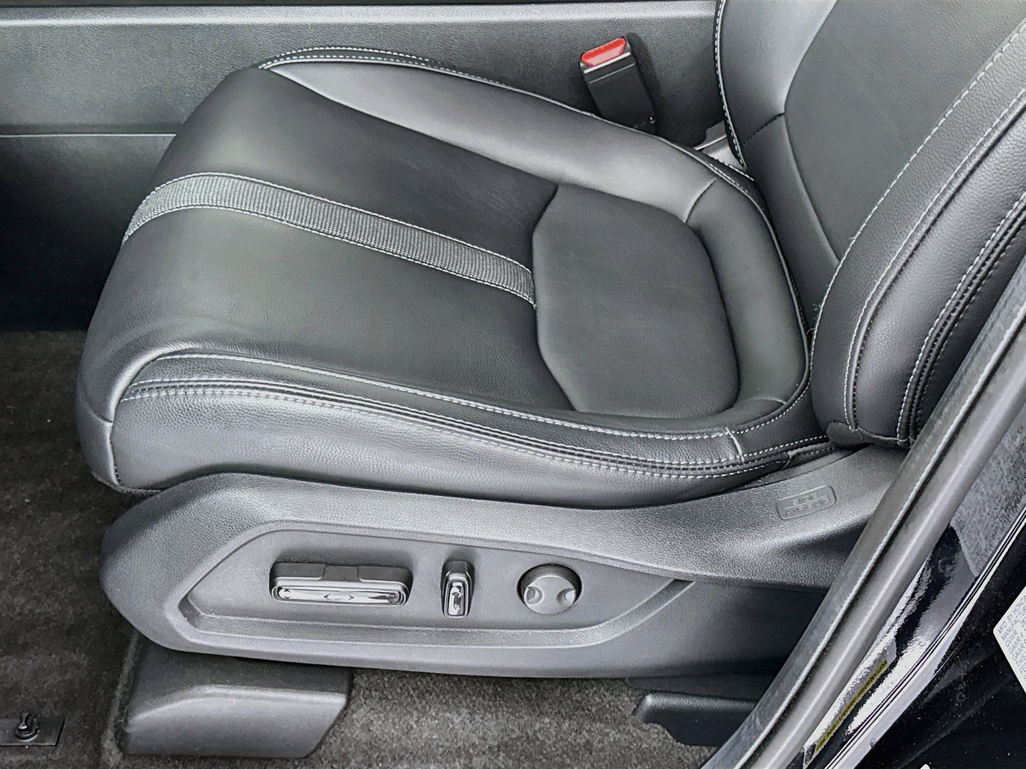 Certified 2024 Honda Pilot Touring image 20