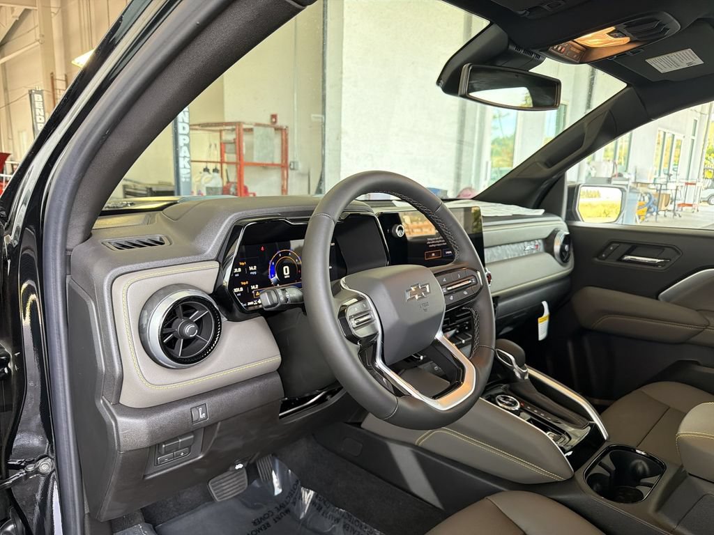 New 2026 Chevrolet Colorado ZR2 w/ Technology Package AWD/4WD image 12