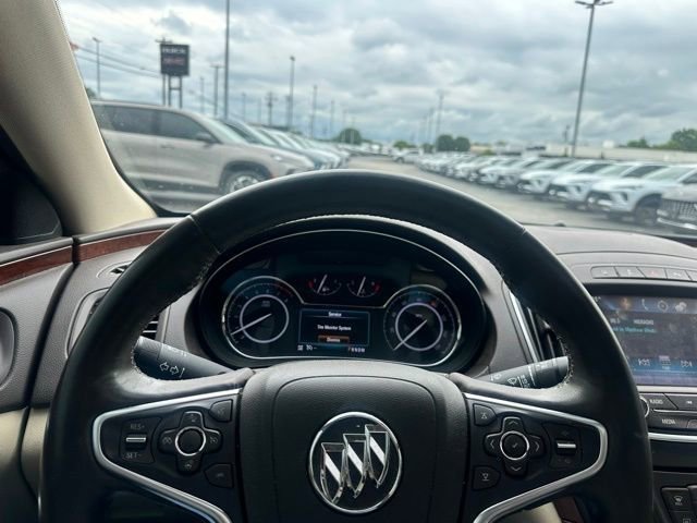 Used 2017 Buick Regal Premium w/ Driver Confidence Package #1 FWD image 37