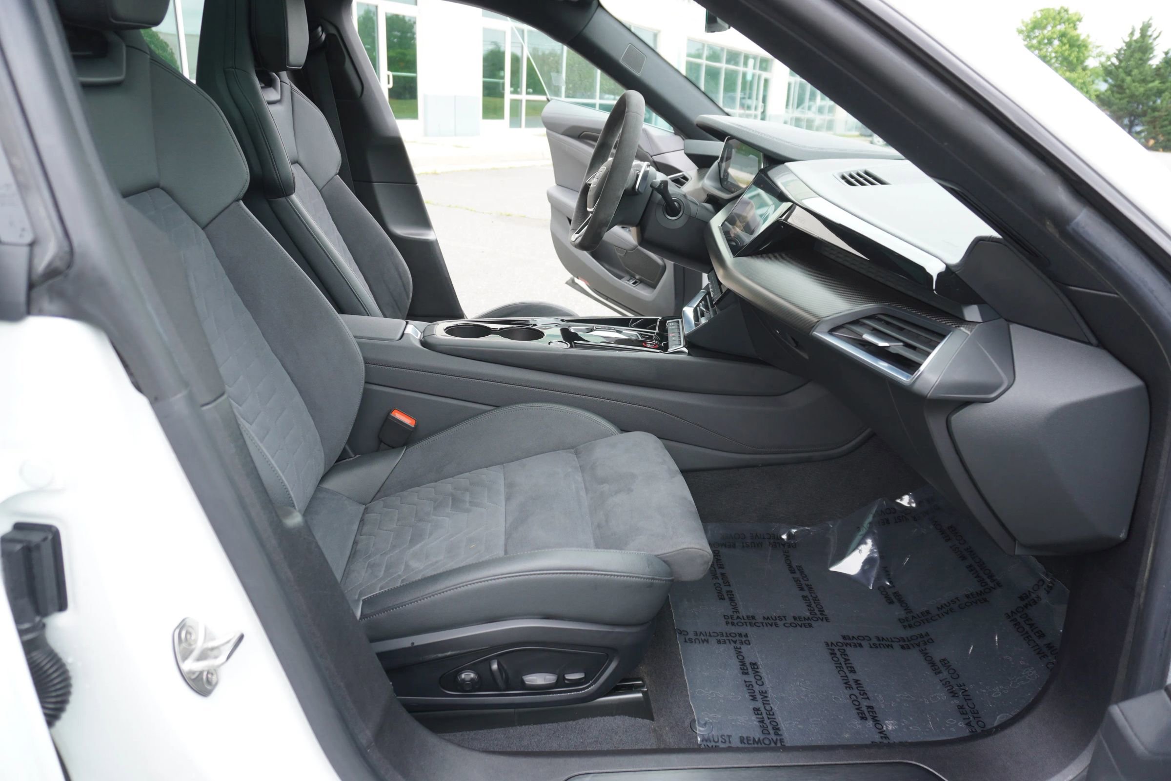 Used 2022 Audi e-tron GT Premium Plus AWD/4WD image 10