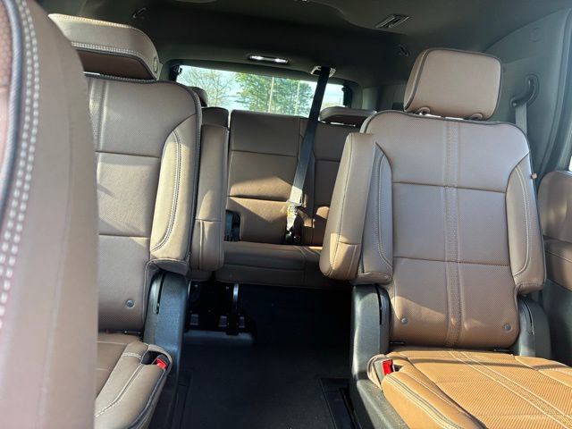 New 2026 Chevrolet Tahoe High Country w/ Sun And Tow Package image 11