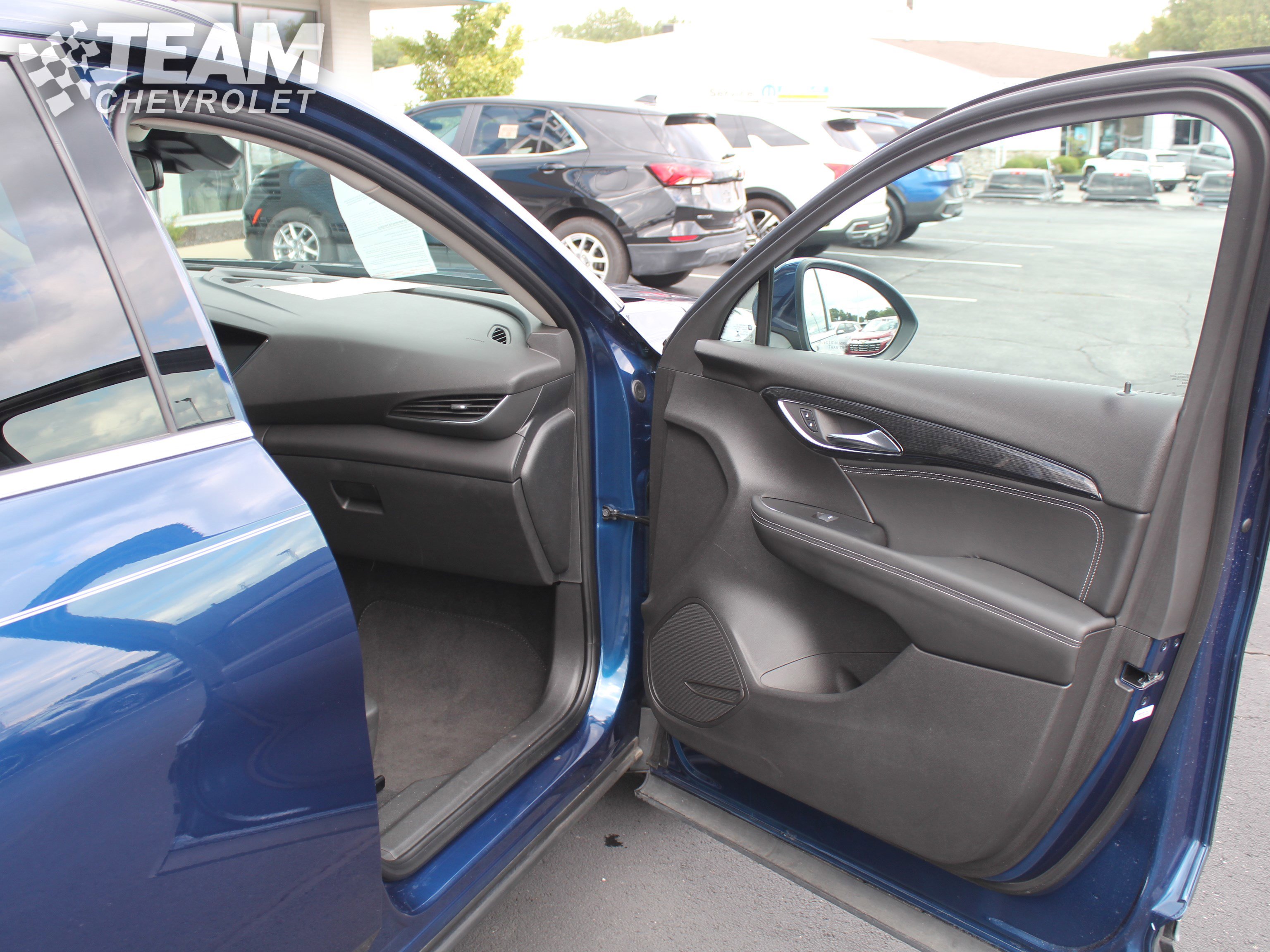 Certified 2023 Buick Envision Essence image 24
