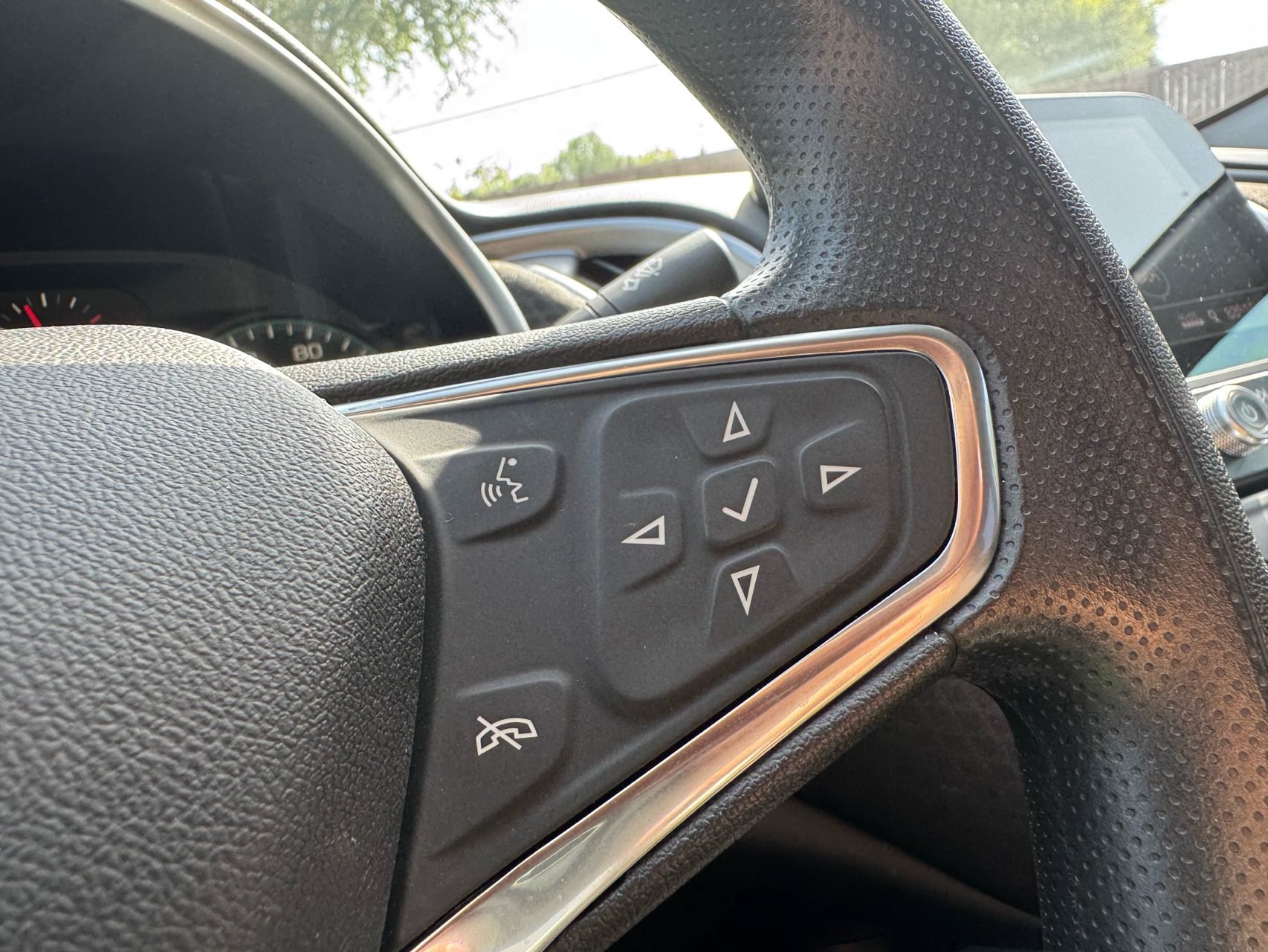 Used 2019 Chevrolet Malibu LS FWD image 16