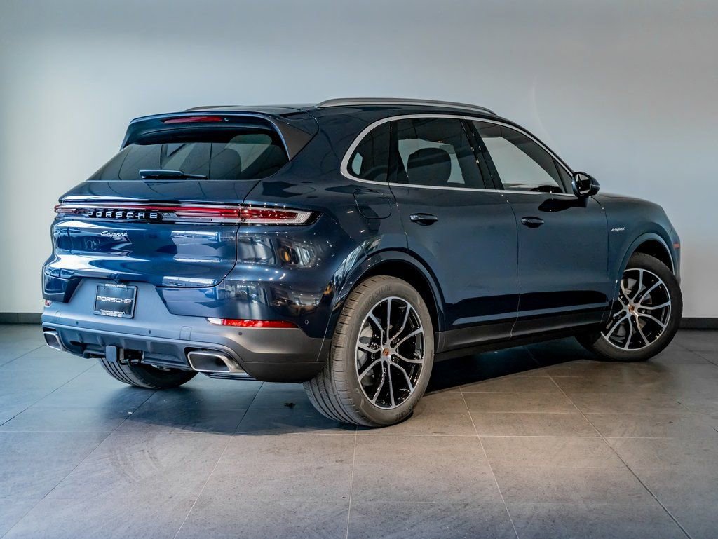 New 2026 Porsche Cayenne E-Hybrid AWD/4WD image 7