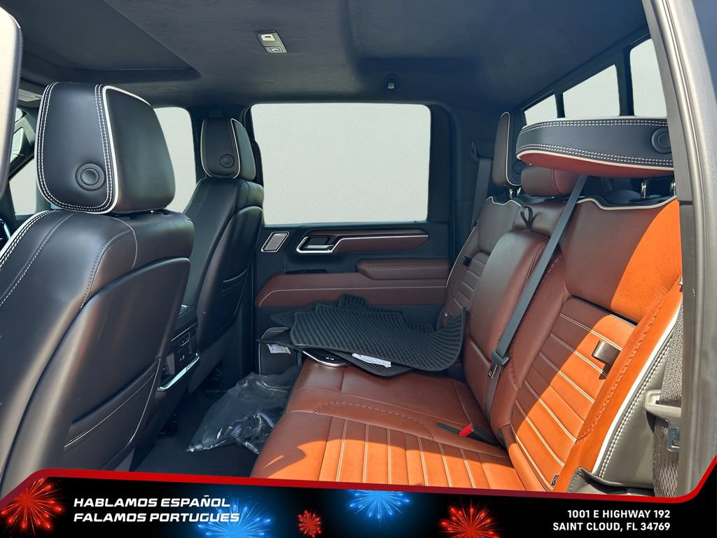 Used 2025 GMC Sierra 2500 Denali Ultimate w/ Max Trailering Package AWD/4WD image 13