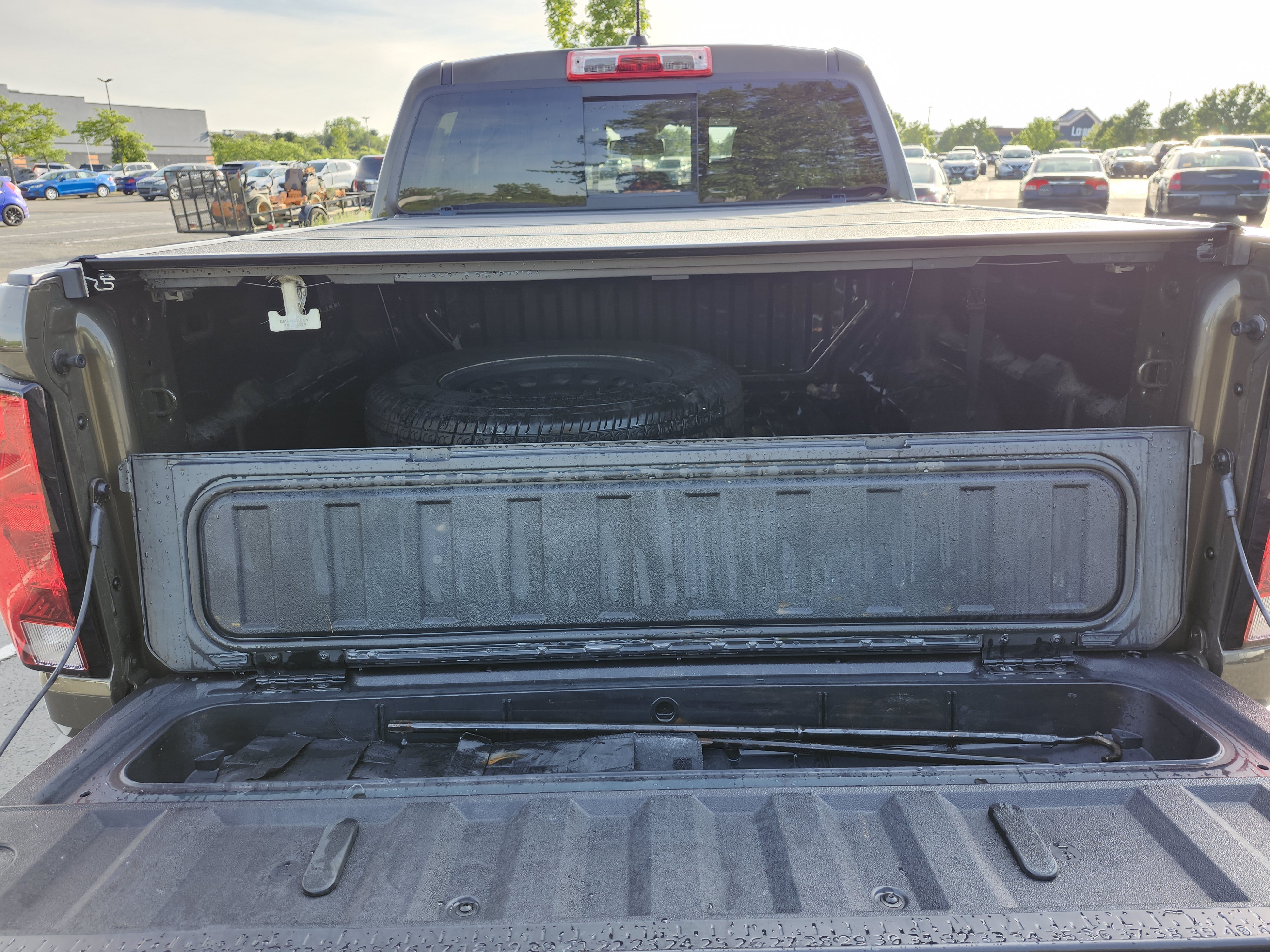 Used 2023 Chevrolet Colorado LT w/ LT Convenience Package II RWD image 23