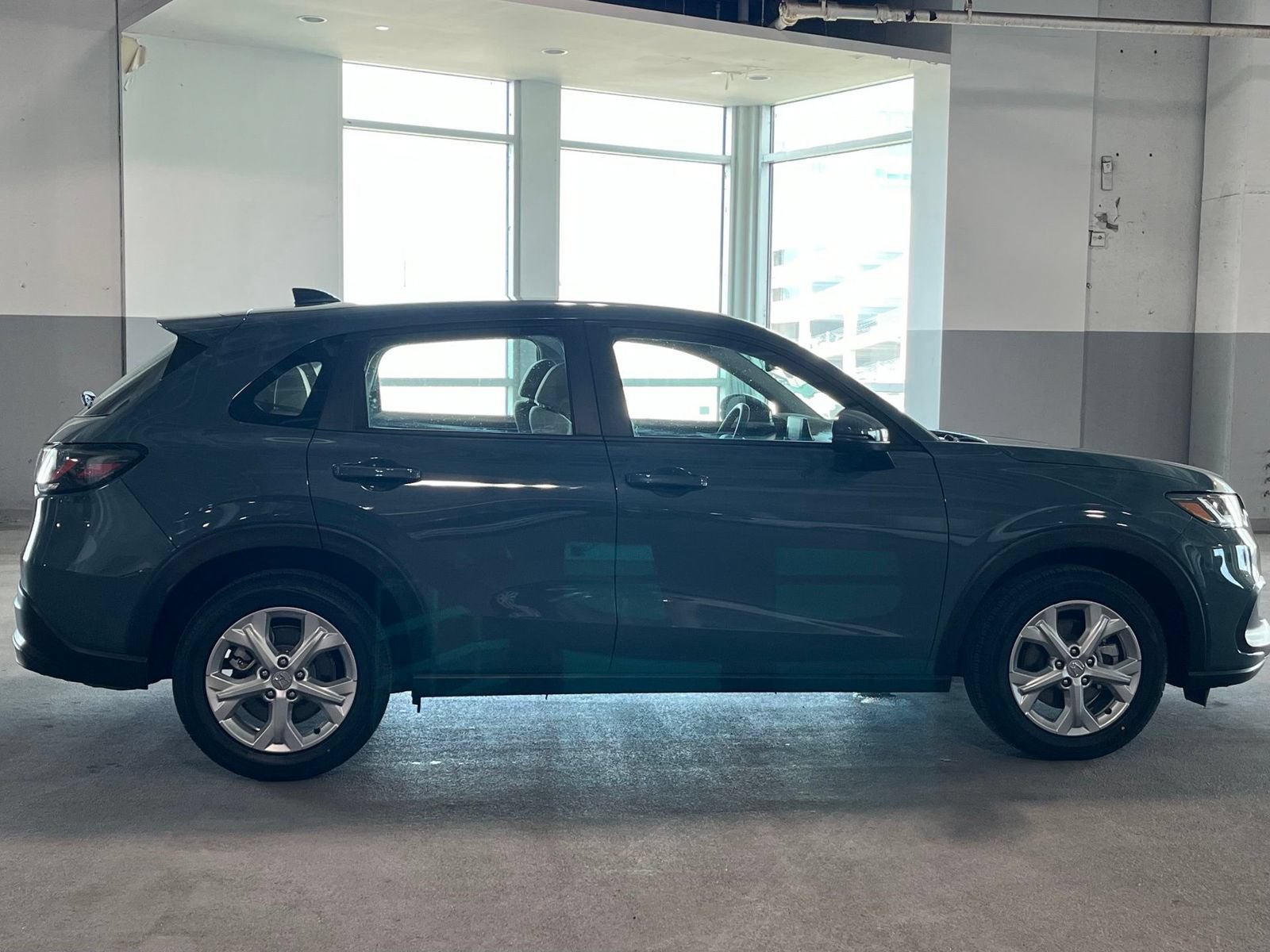Used 2024 Honda HR-V LX image 12