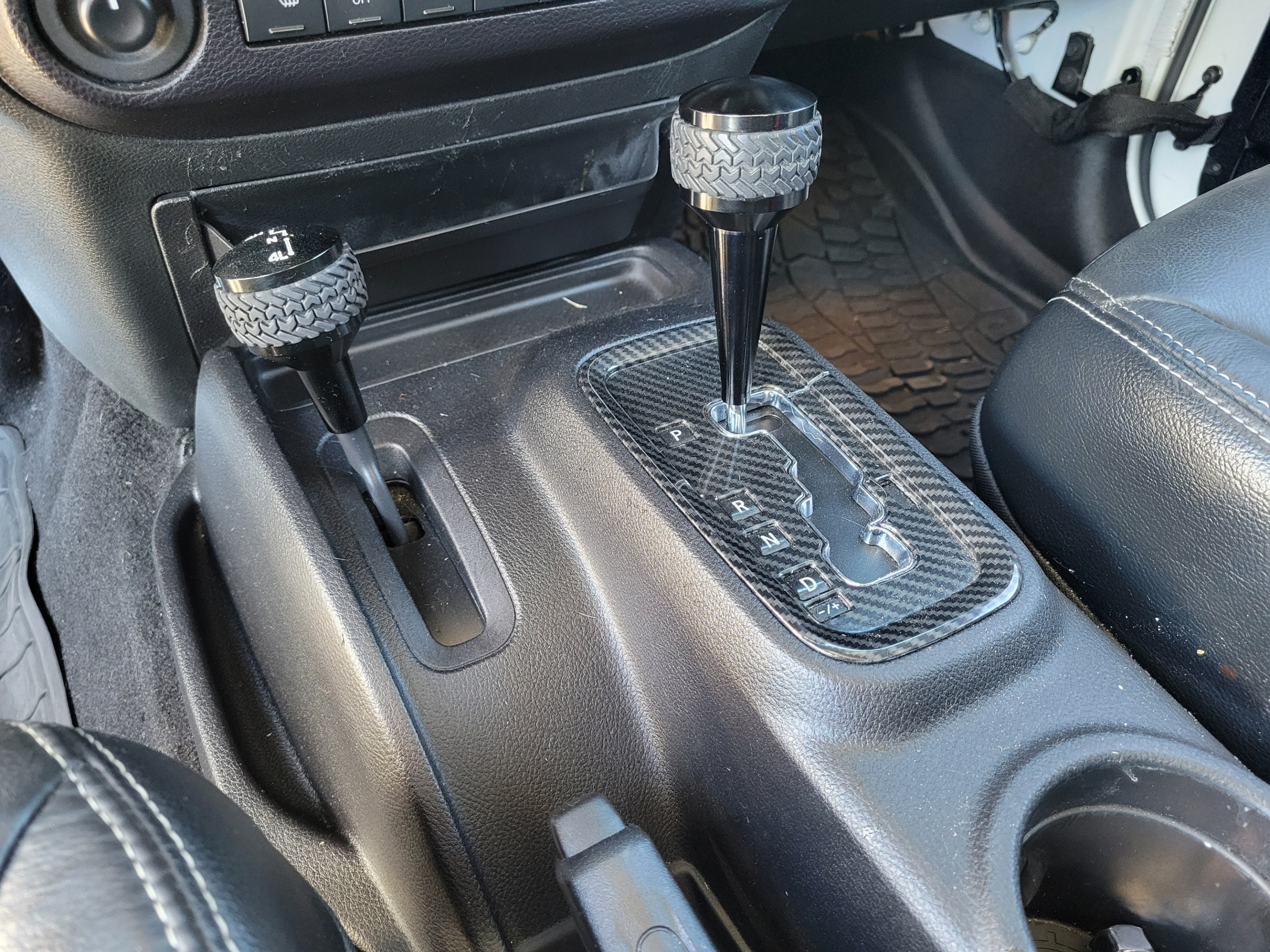 Used 2016 Jeep Wrangler Unlimited Rubicon AWD/4WD image 19