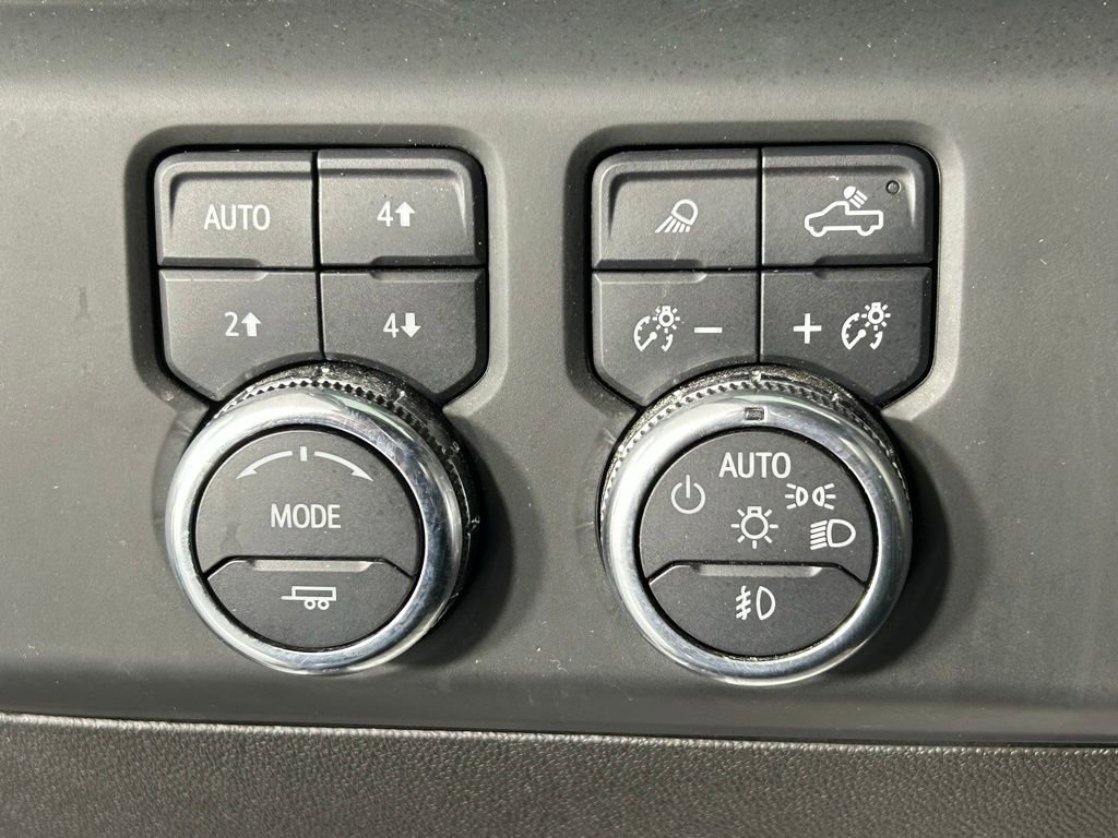 Used 2024 GMC Sierra 3500 Denali Ultimate image 30