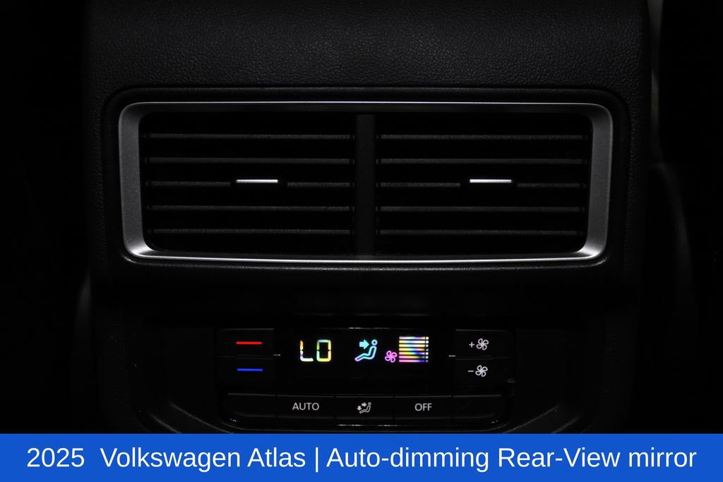 Used 2025 Volkswagen Atlas SE FWD image 27