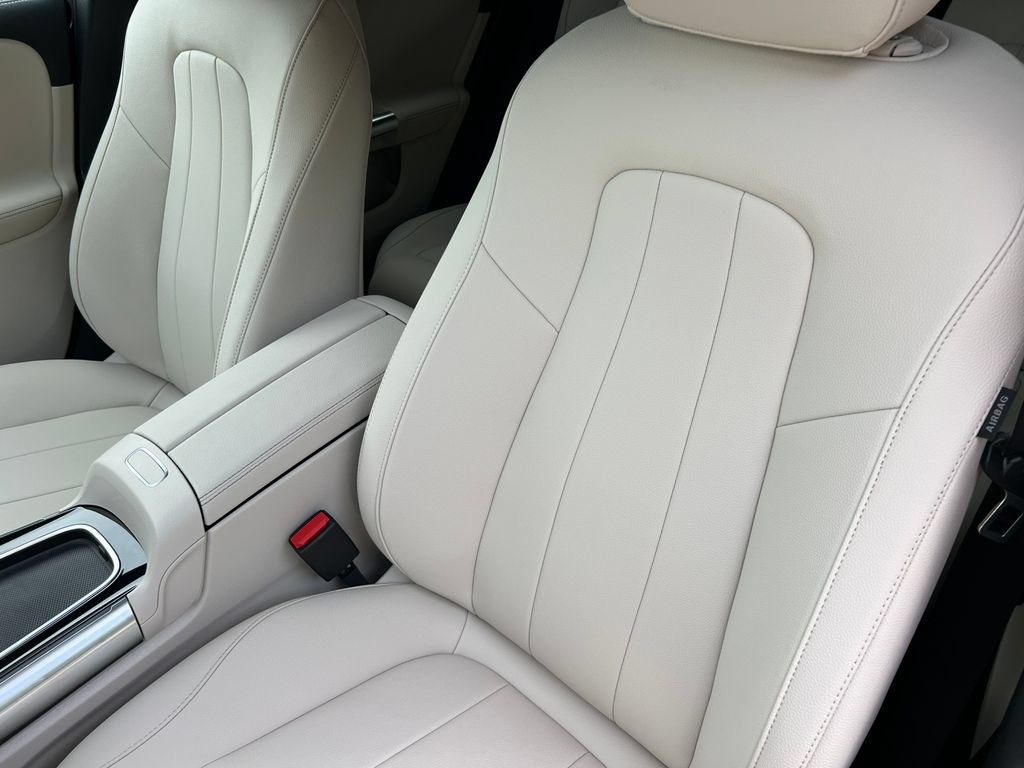New 2026 Mercedes-Benz GLA 250 4MATIC image 14