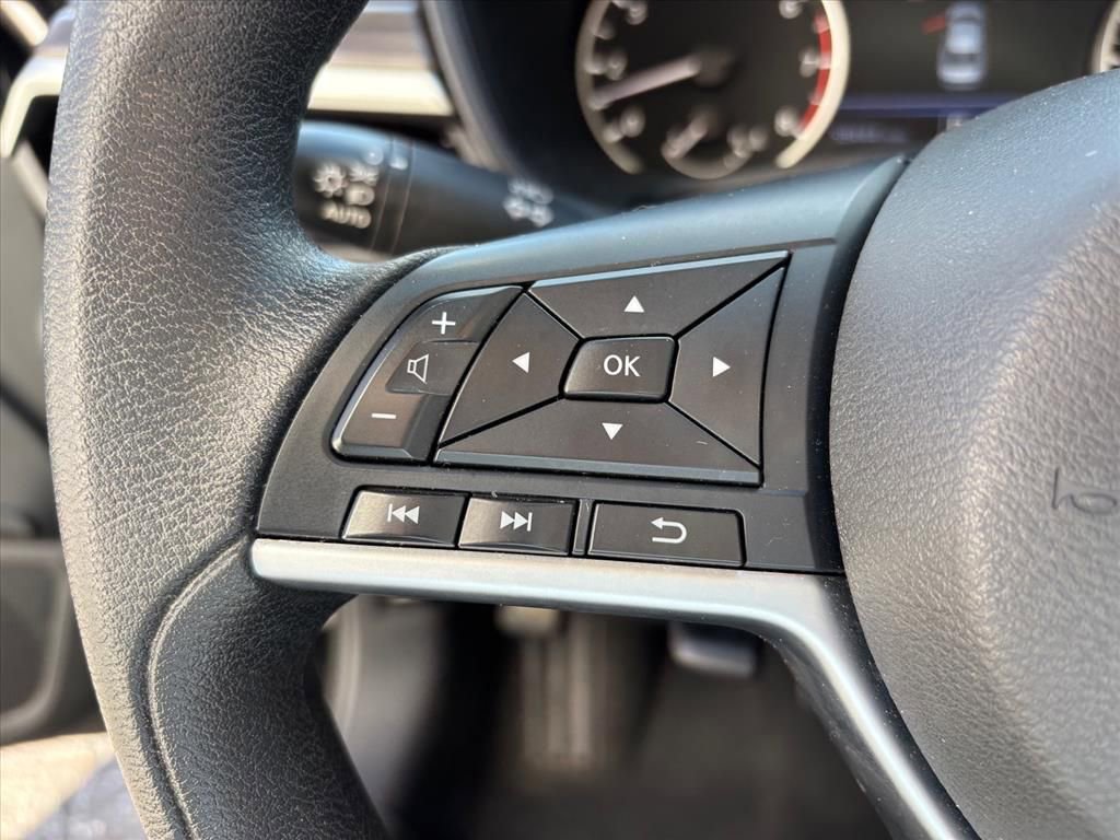 Used 2023 Nissan Altima 2.5 SV image 15