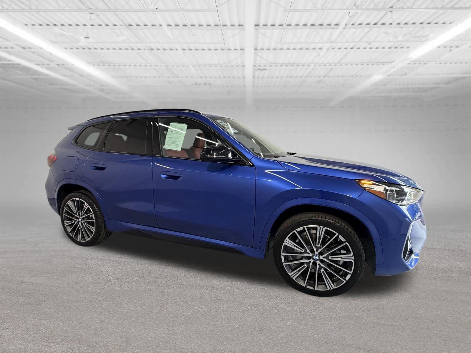 Used 2023 BMW X1 xDrive28i w/ M Sport Package AWD/4WD image 7