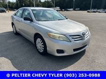 Used 2010 Toyota Camry FWD image 1