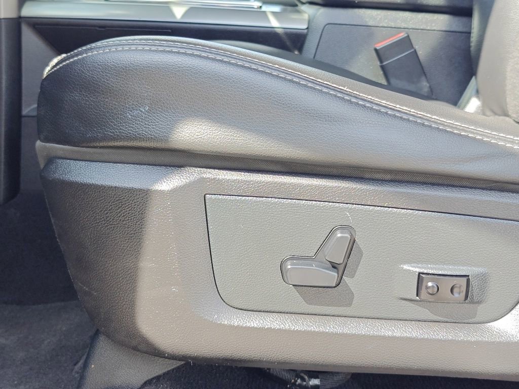 Used 2015 RAM 1500 Sport w/ Sport Premium Group image 11