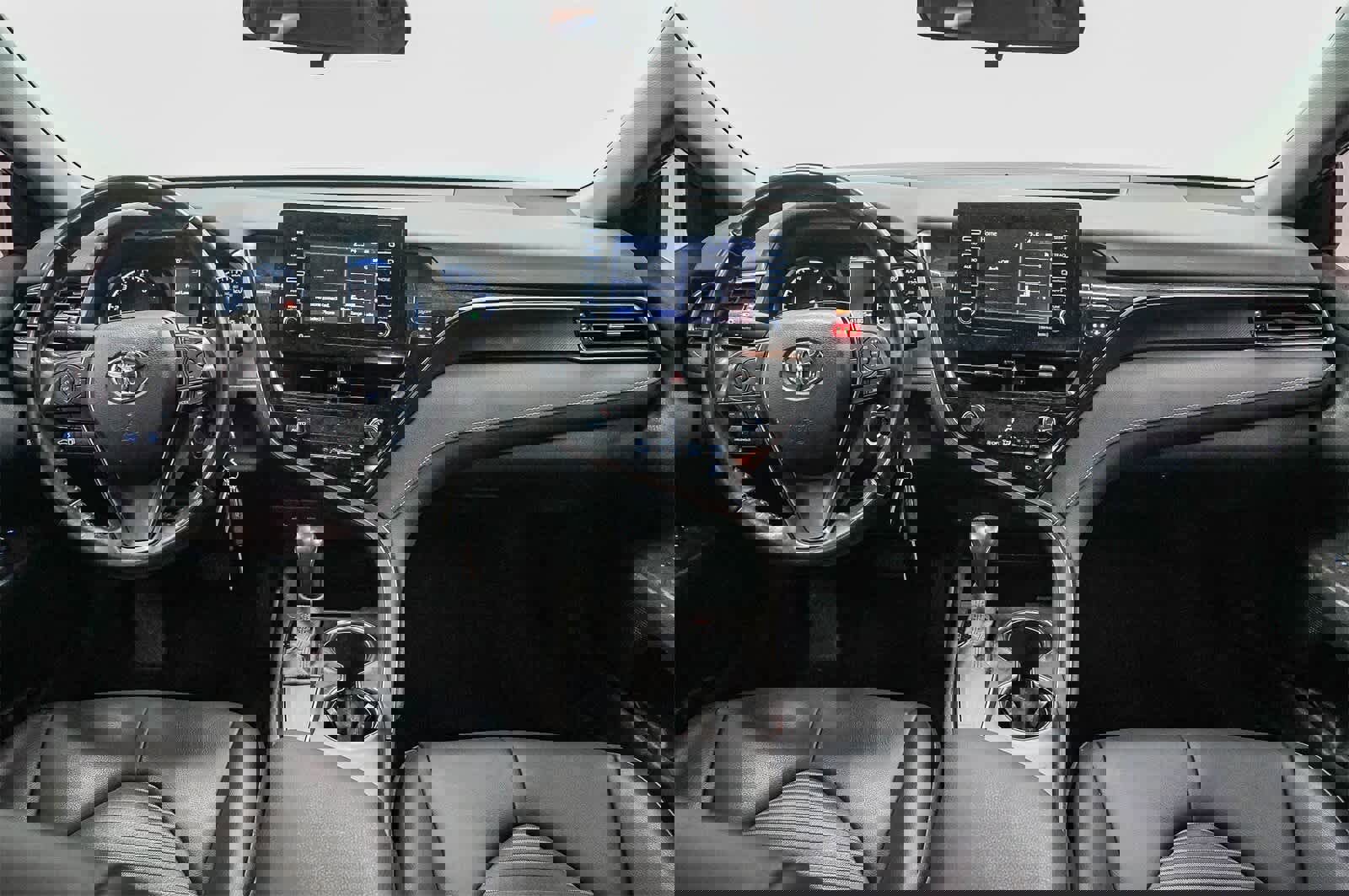 Used 2021 Toyota Camry SE image 12