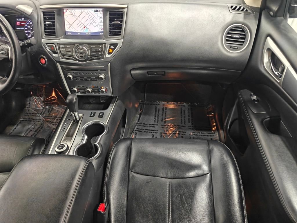 Used 2019 Nissan Pathfinder SL AWD/4WD image 25