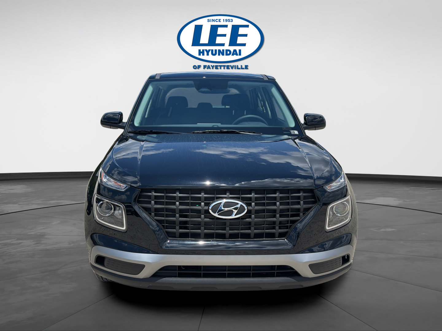 New 2026 Hyundai Venue SE FWD image 2