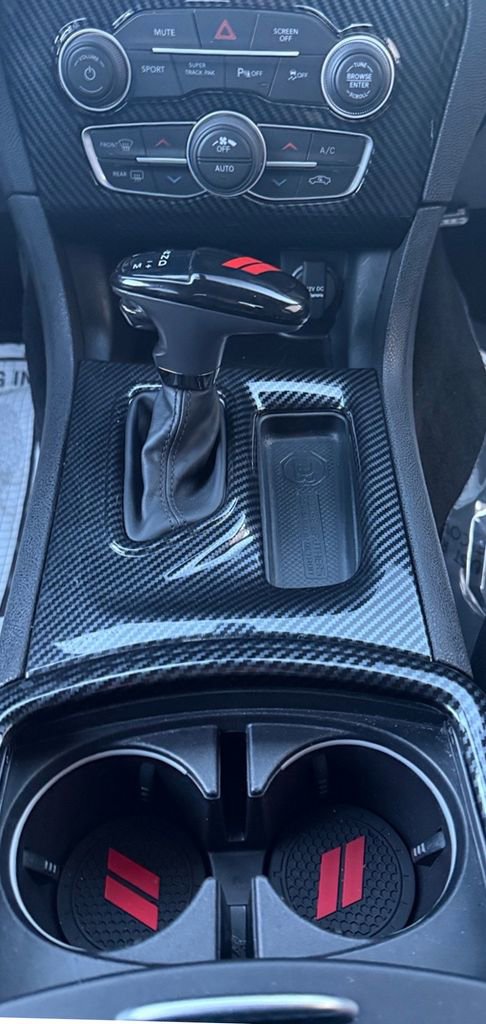 Used 2021 Dodge Charger SXT w/ Driver Convenience Group image 17