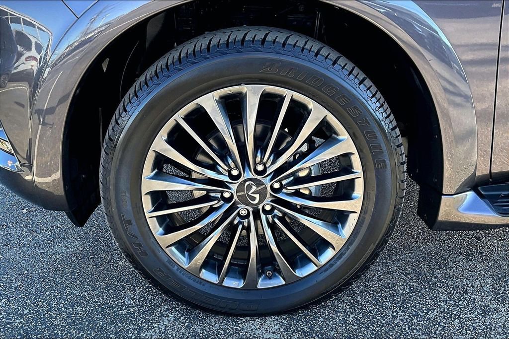 Certified 2023 INFINITI QX80 Premium Select w/ Cargo Package image 13