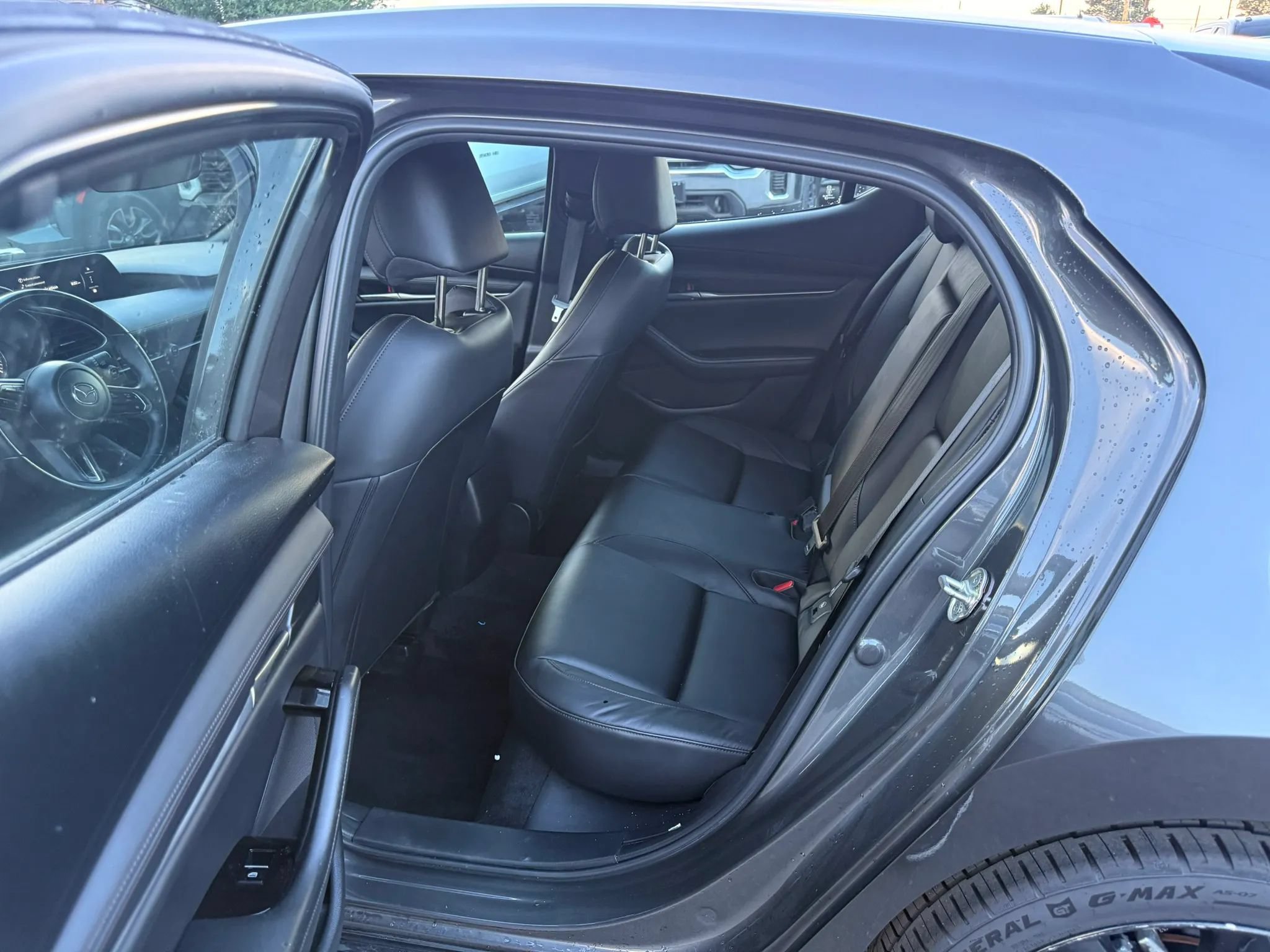 Used 2024 MAZDA MAZDA3 s FWD image 7