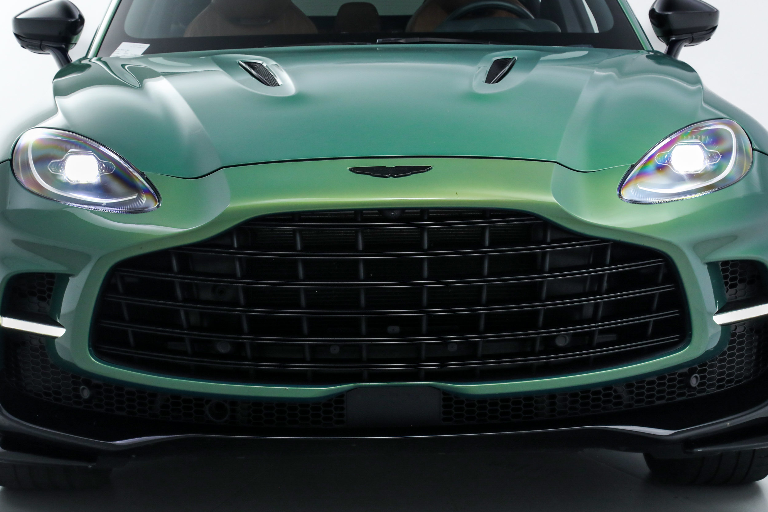 Used 2023 Aston Martin DBX 707 AWD/4WD image 9
