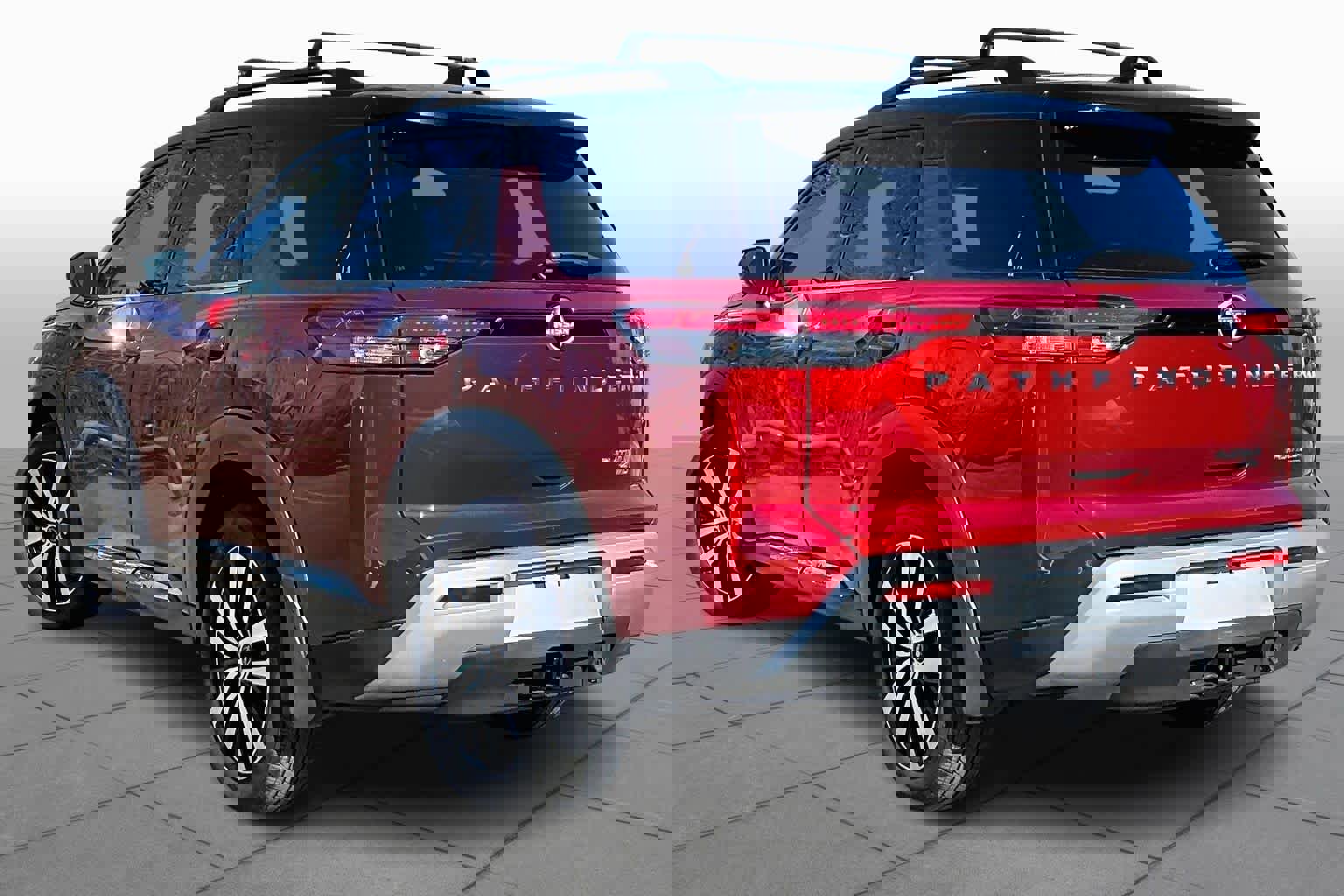 Certified 2023 Nissan Pathfinder Platinum image 11