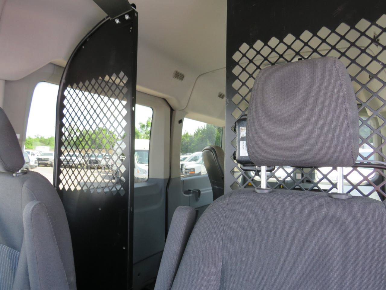 Used 2015 Ford Transit 150 XLT RWD image 23