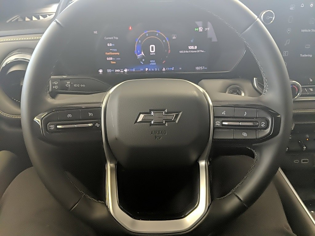 Used 2024 Chevrolet Colorado ZR2 w/ Safety Package image 15