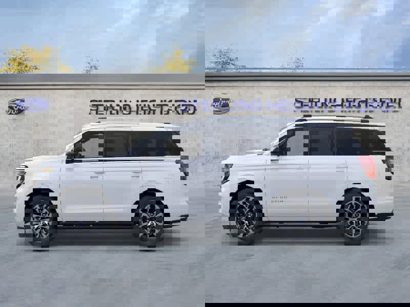 New 2025 Ford Expedition Platinum image 3