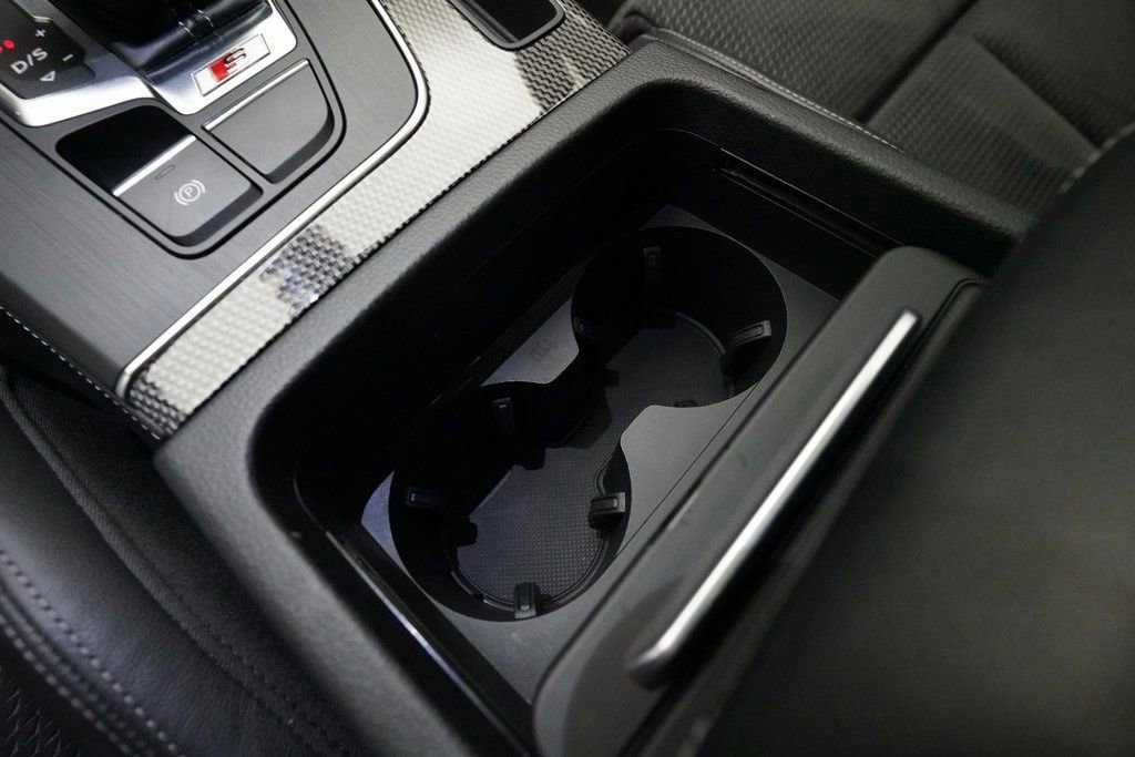 Used 2020 Audi SQ5 Premium Plus w/ Premium Plus Package image 30