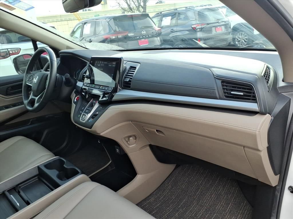 Used 2024 Honda Odyssey EX-L image 16