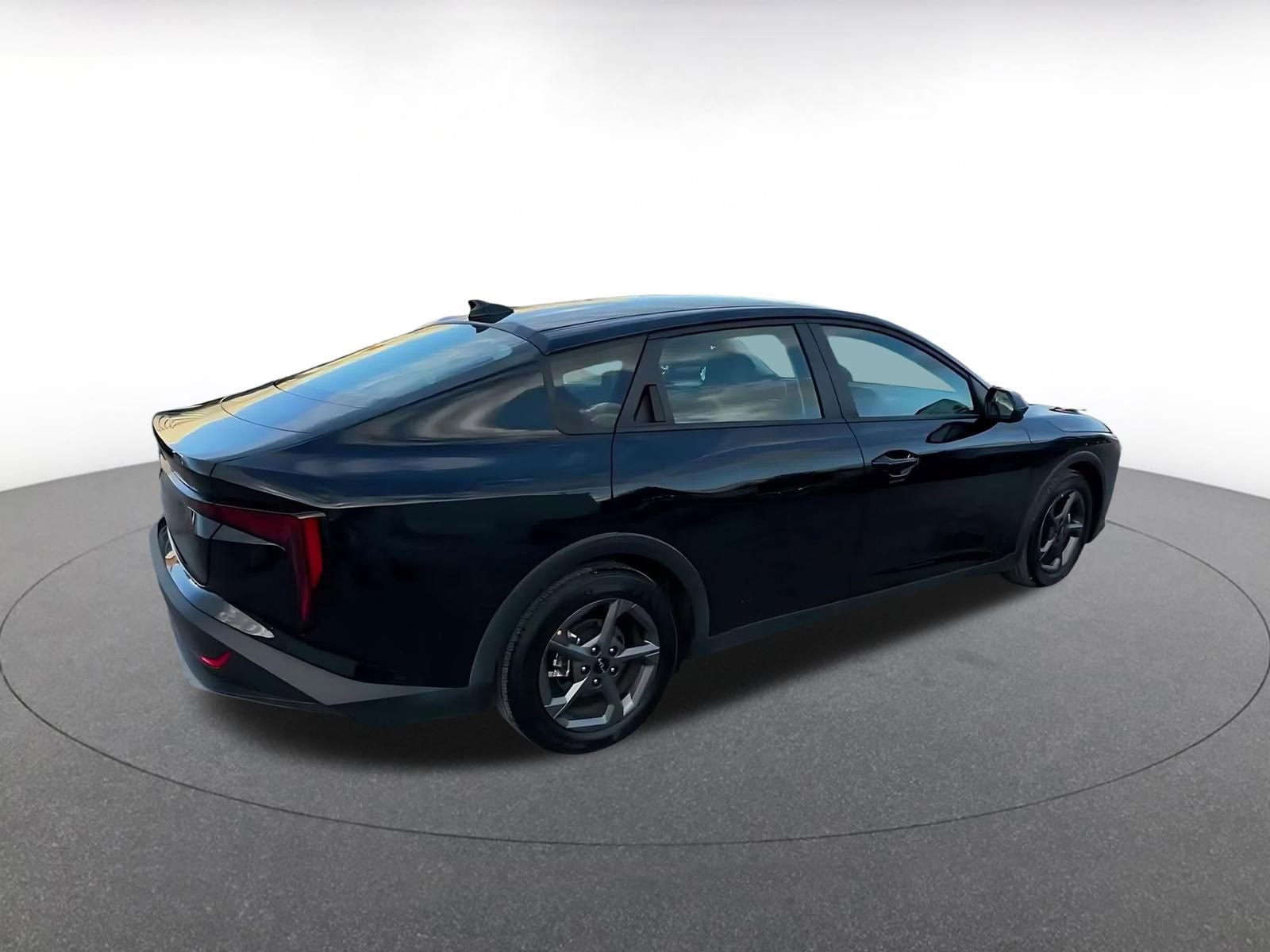 Used 2025 Kia K4 LXS image 15