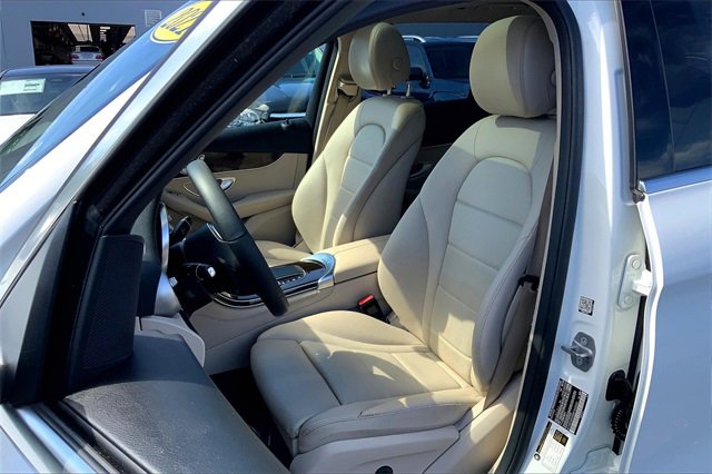 Certified 2021 Mercedes-Benz GLC 300 image 6
