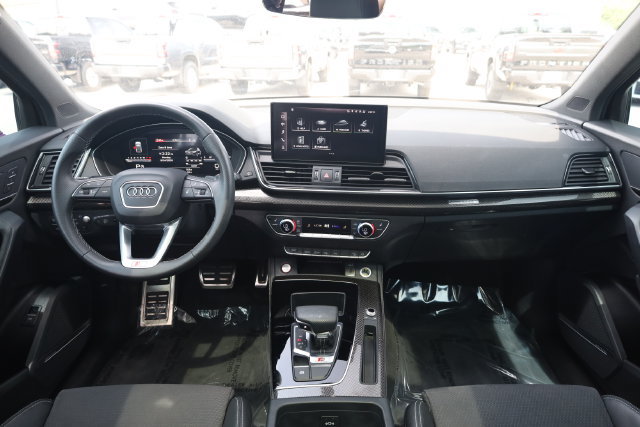 Used 2023 Audi SQ5 Prestige AWD/4WD image 16