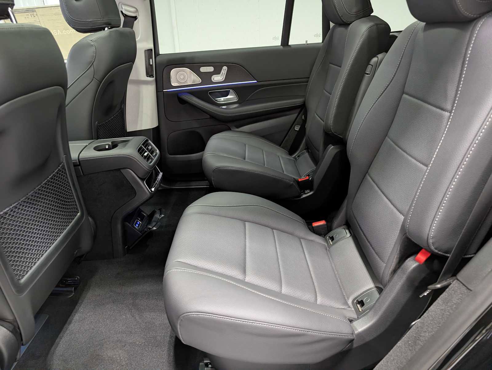 New 2026 Mercedes-Benz GLS 450 4MATIC image 21