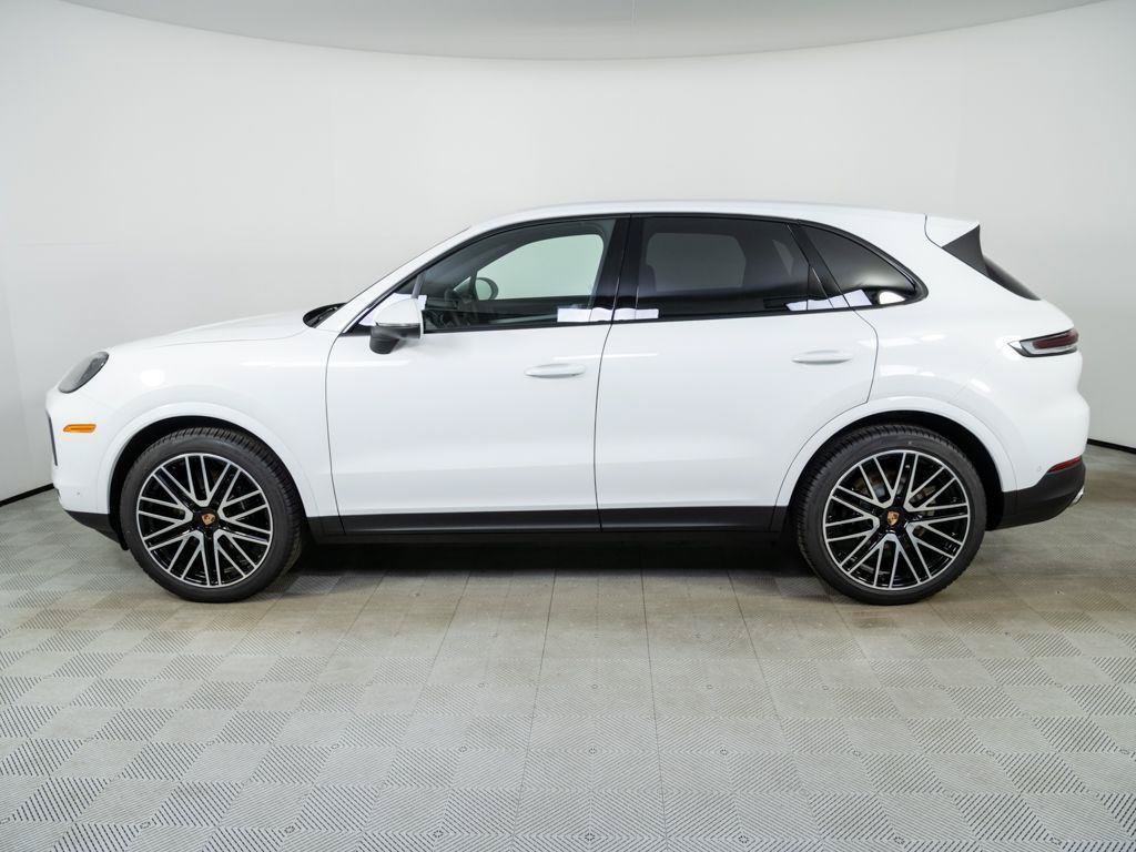 New 2026 Porsche Cayenne AWD/4WD image 2
