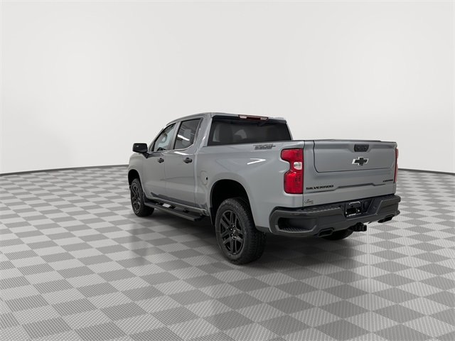 Certified 2025 Chevrolet Silverado 1500 Custom Trail Boss w/ Dark Appearance Package image 7