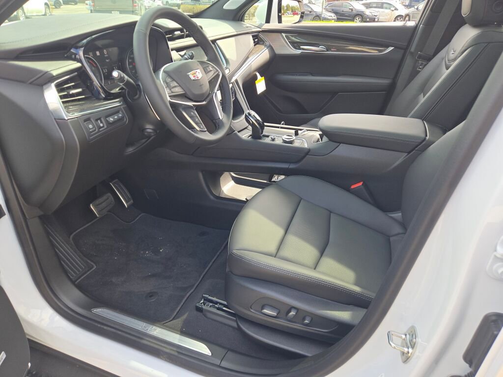 New 2026 Cadillac XT5 Sportv w/ LPO, Onyx Lite Package AWD/4WD image 21