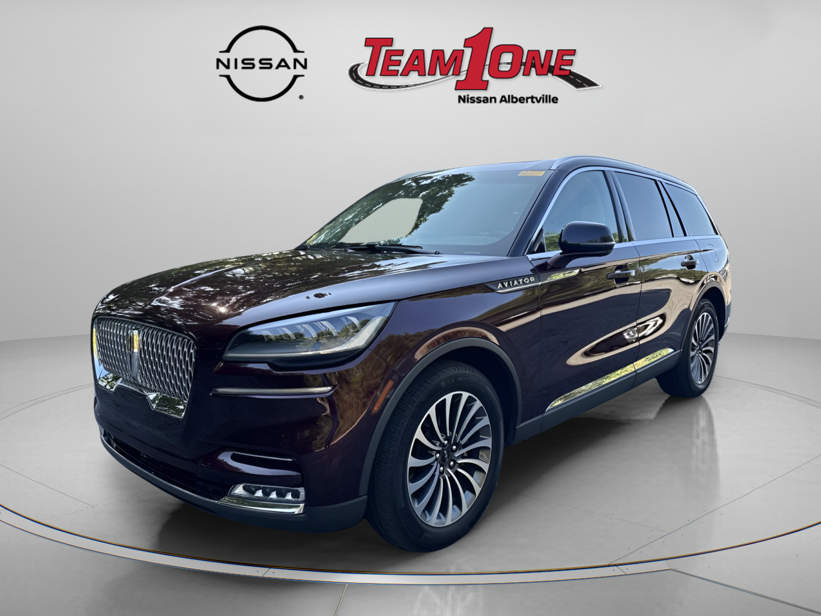 Used 2021 Lincoln Aviator Reserve w/ Elements Package Plus AWD/4WD image 4